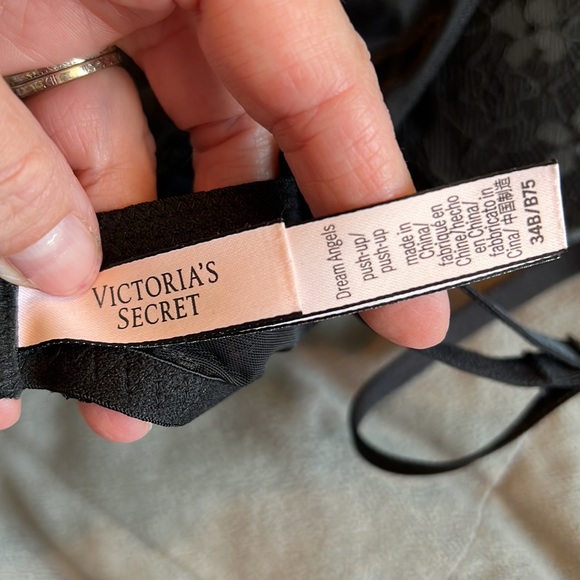 Victoria Secret bra black lace Dream Angels push up. Size 34B - Picture 3 of 4
